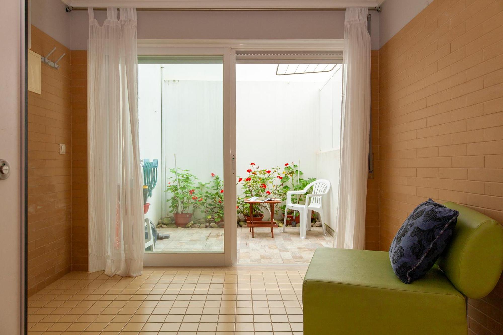 ラゴス B28 - Stylish Typical Houseヴィラ エクステリア 写真